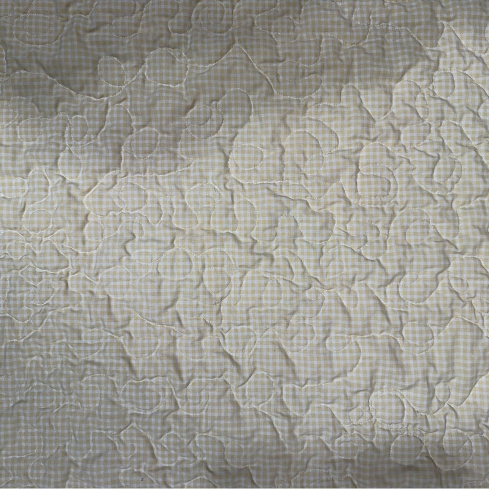 Handmade Quilted Baby Blanket Bee Print 31.5” x 31.5” - Picture 7 of 8